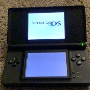 Black Nintendo DS lite